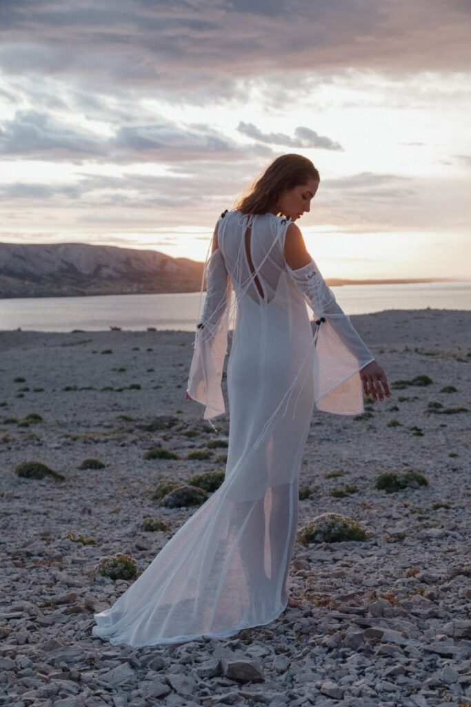 Haljina iz kolekcije Stone Bloom by Ana Maria Ricov