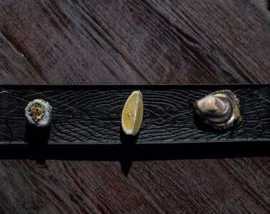 mjesec kamenica, malostonske kamenice, kako jesti kamenice, Bota Šare, kamenice u ožujku