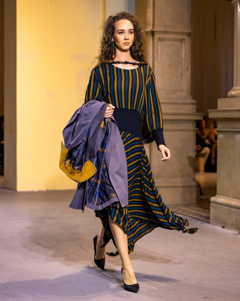 Robert Sever predstavio kolekciju Arete u Oktogonu, nova kolekcija Roberta Severa za proljeće/ljeto 2026, modna revija Robert Sever Nacionalni muzej moderne umjetnosti, kolekcija Arete spoj mode glazbe i performansa, Robert Sever Arete 60 lookova, poznata lica na reviji Roberta Severa, Oktogon bio kulisa za novu kolekciju Roberta Severa, suvremena elegancija u novoj kolekciji Roberta Severa boutique.hr