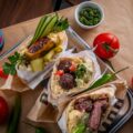 Moo Factory u Kaštel Kambelovcu novi je street food spot ekipe iza Sexy Cowa, s pita sendvičima, robata grillom, rice bowlom i azijskim okusima.